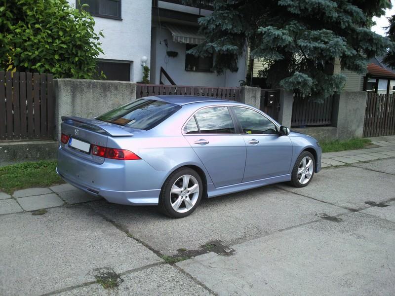 25062012019_800.JPG