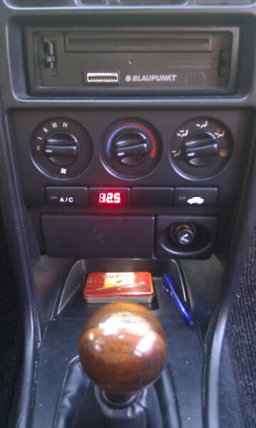 Voltmeter